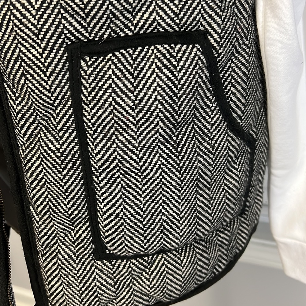 E2 Clothing Herringbone Black And White Puffer Best Size Large View 2